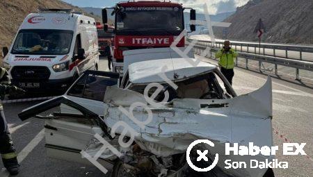 Denizli’de Feci Kaza: Kamyona Ok Gibi Saplanan Araçta Acı Son